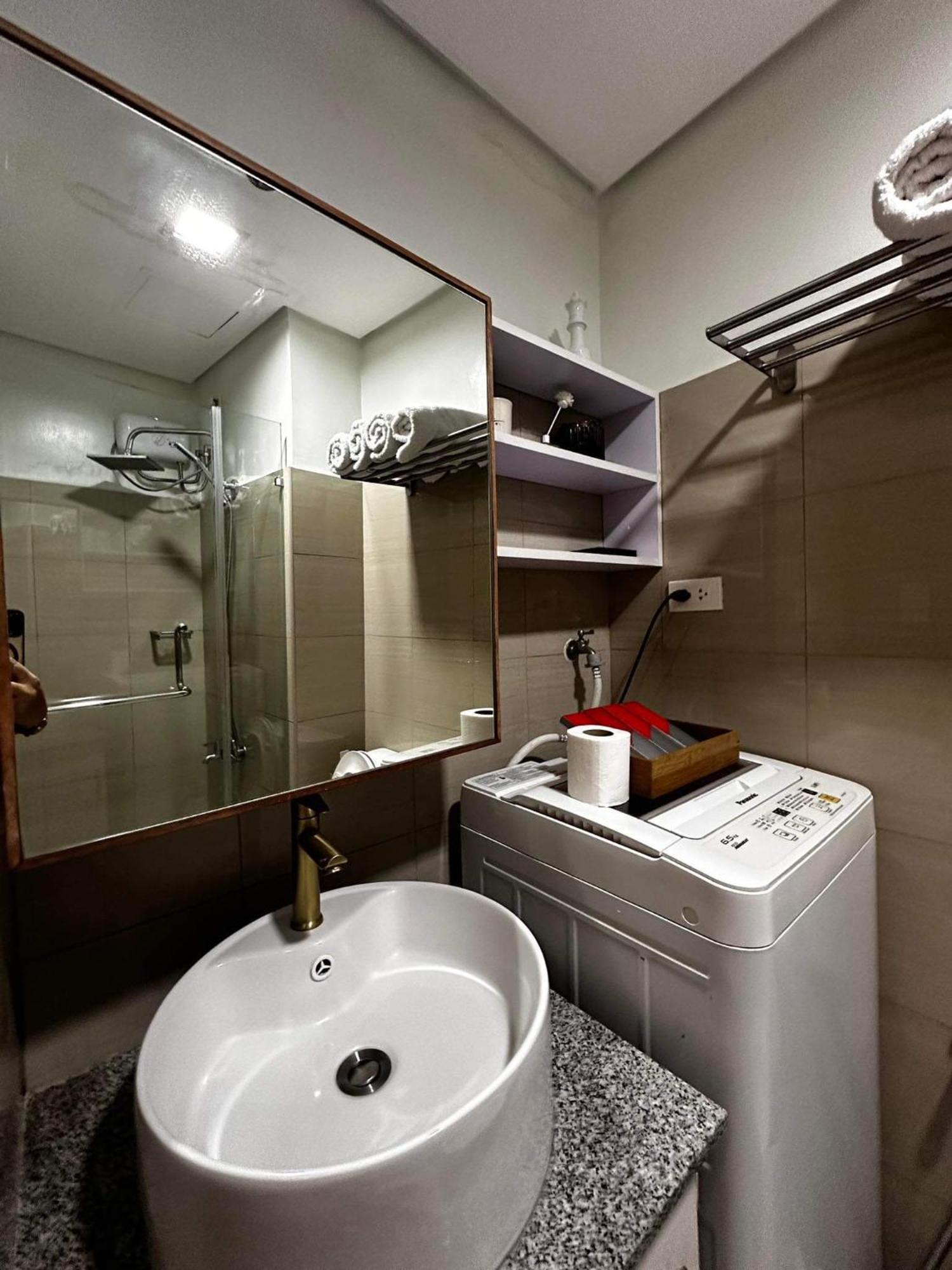 Deluxe Suites Razelles 2 At Shore 2 Residences Tower 1 Πασάι Εξωτερικό φωτογραφία